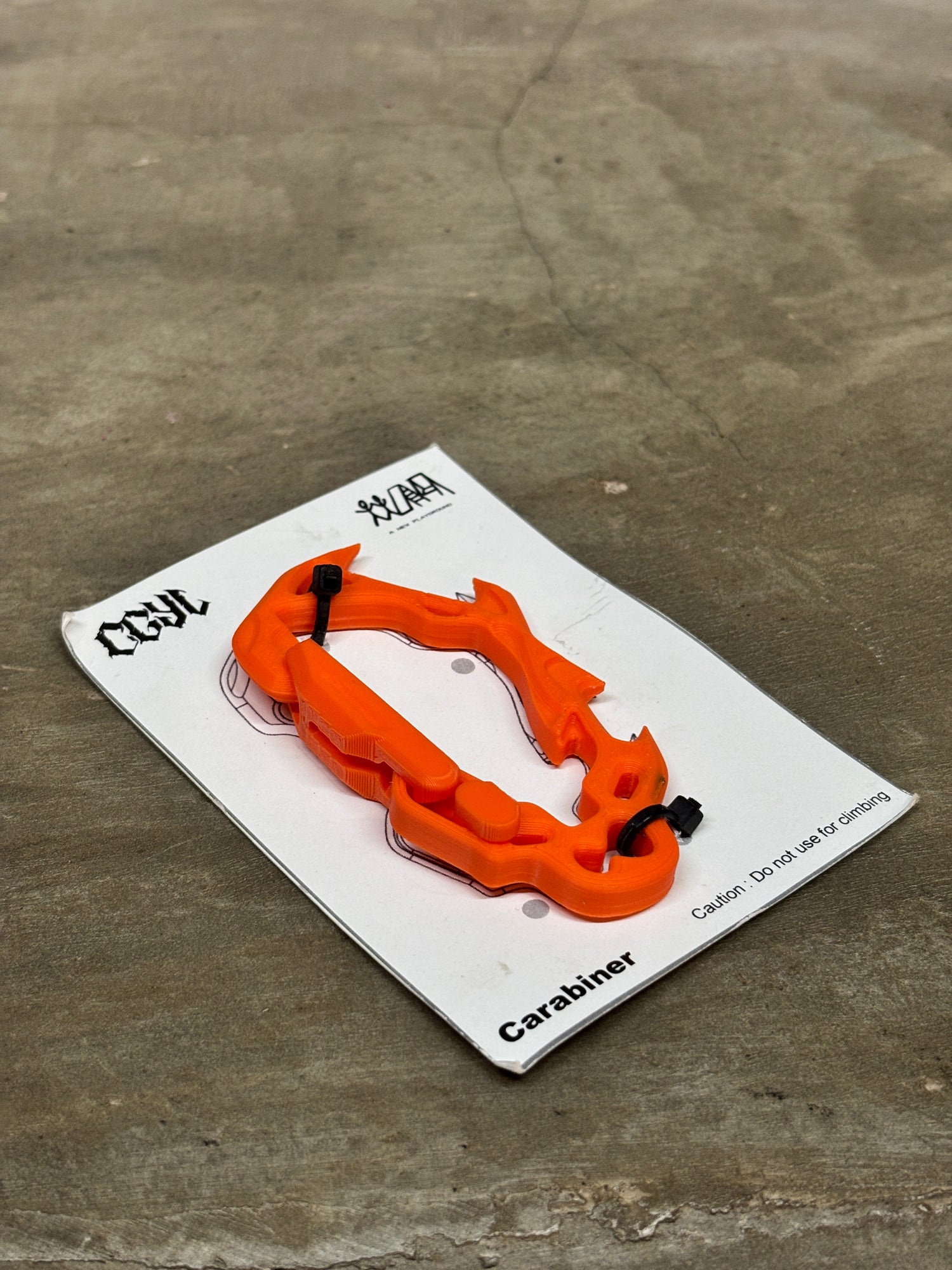 Carabiner (Orange)