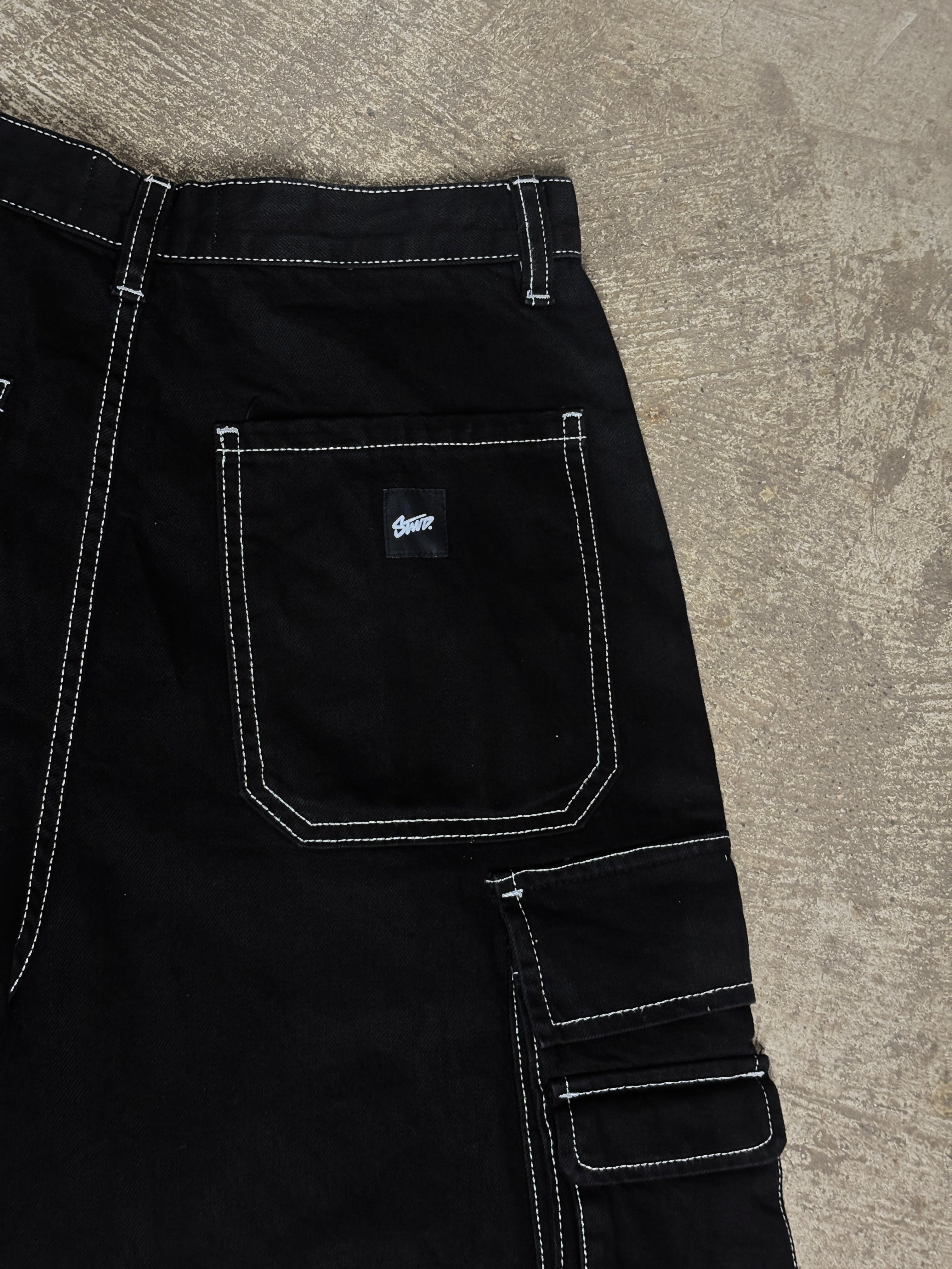 Contrast Stitch Jorts