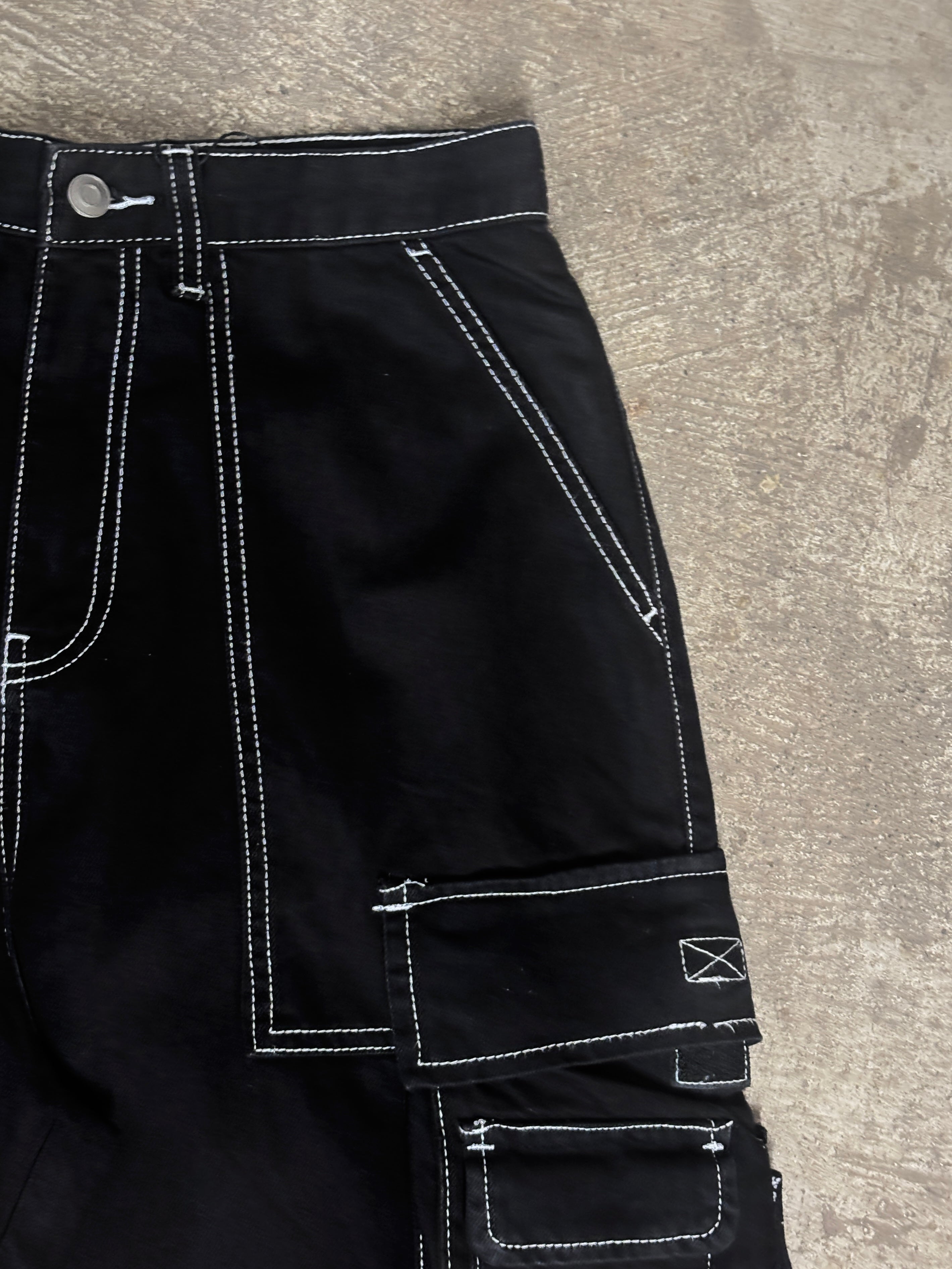 Contrast Stitch Jorts