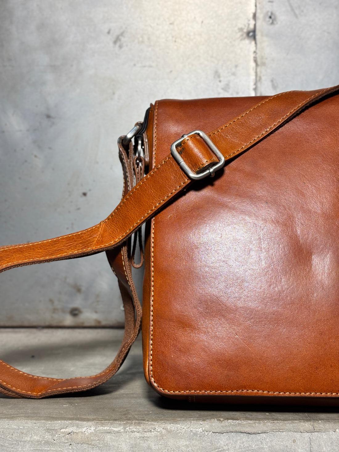 Leather Sling Bag (Brown)