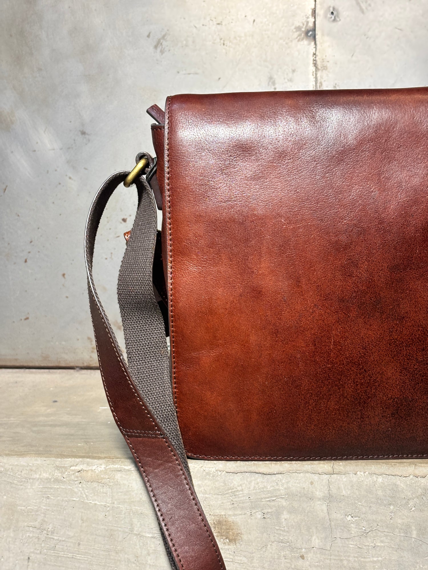 Leather Sling Bag (Brown Hue)