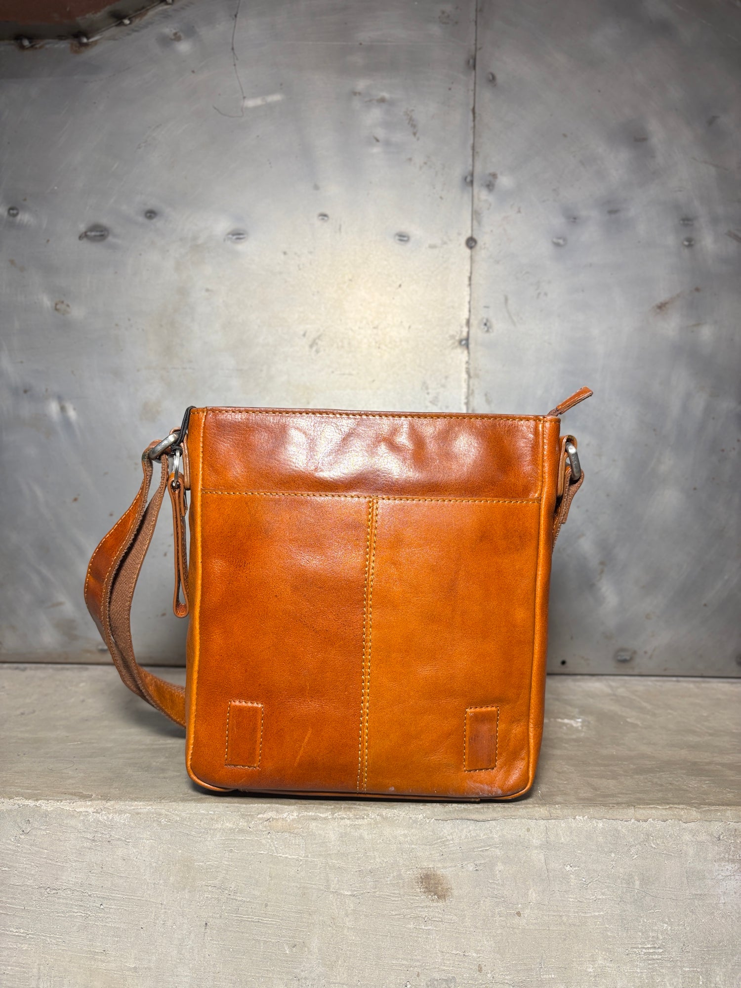 Leather Sling Bag (Brown)