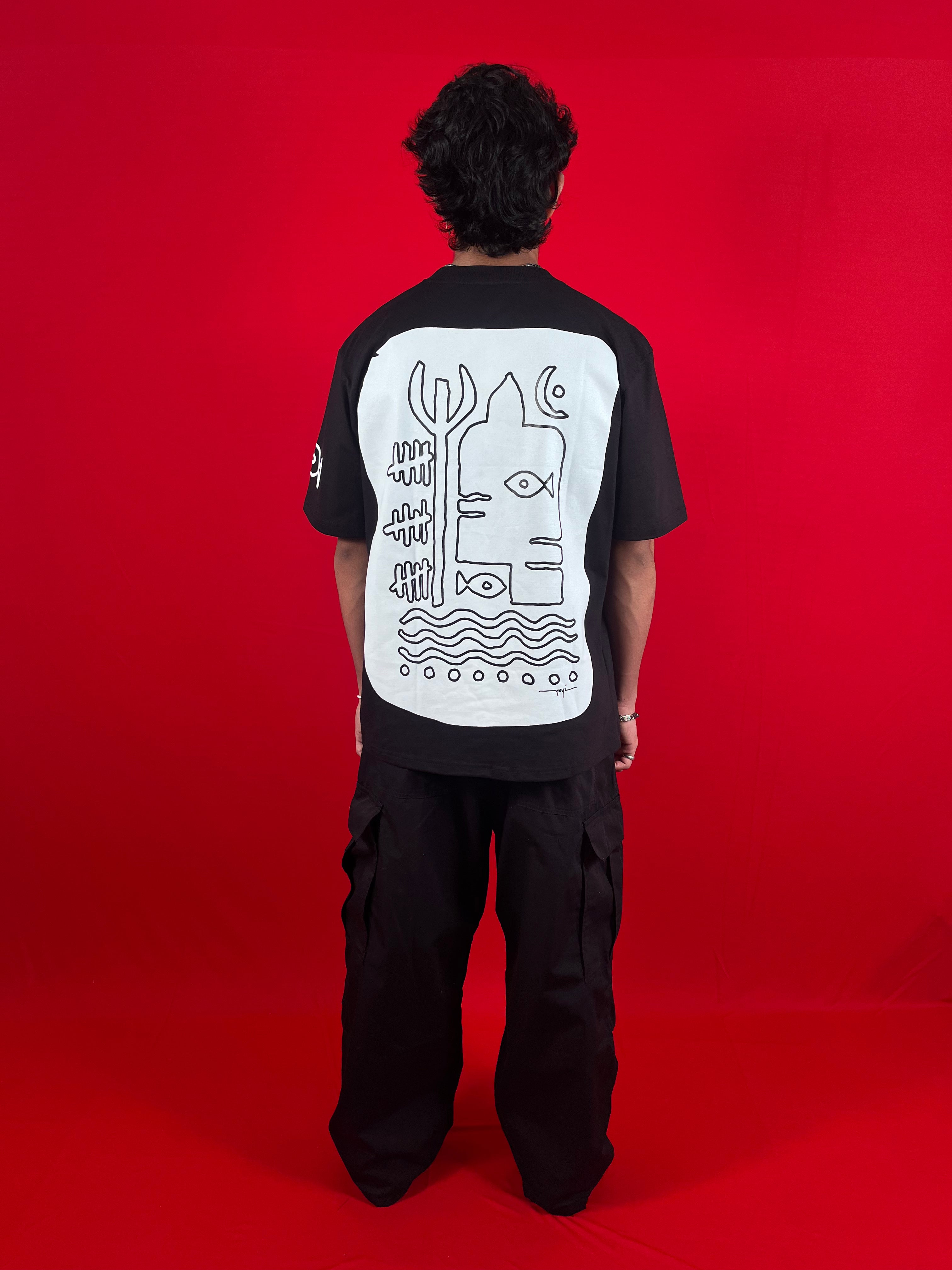 The Moonglow Tee - Black