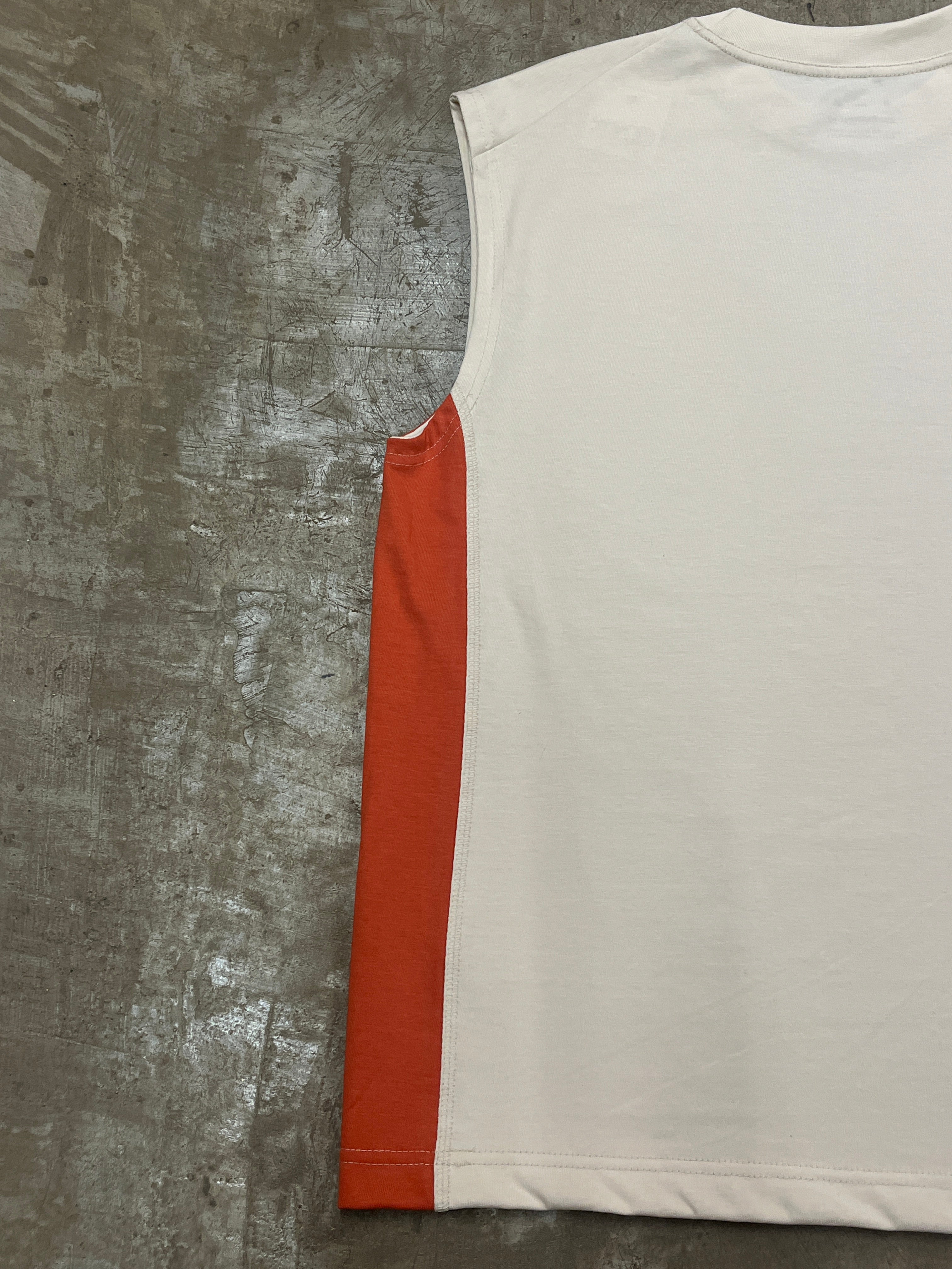 BINATE SLEEVELESS (CREAME)