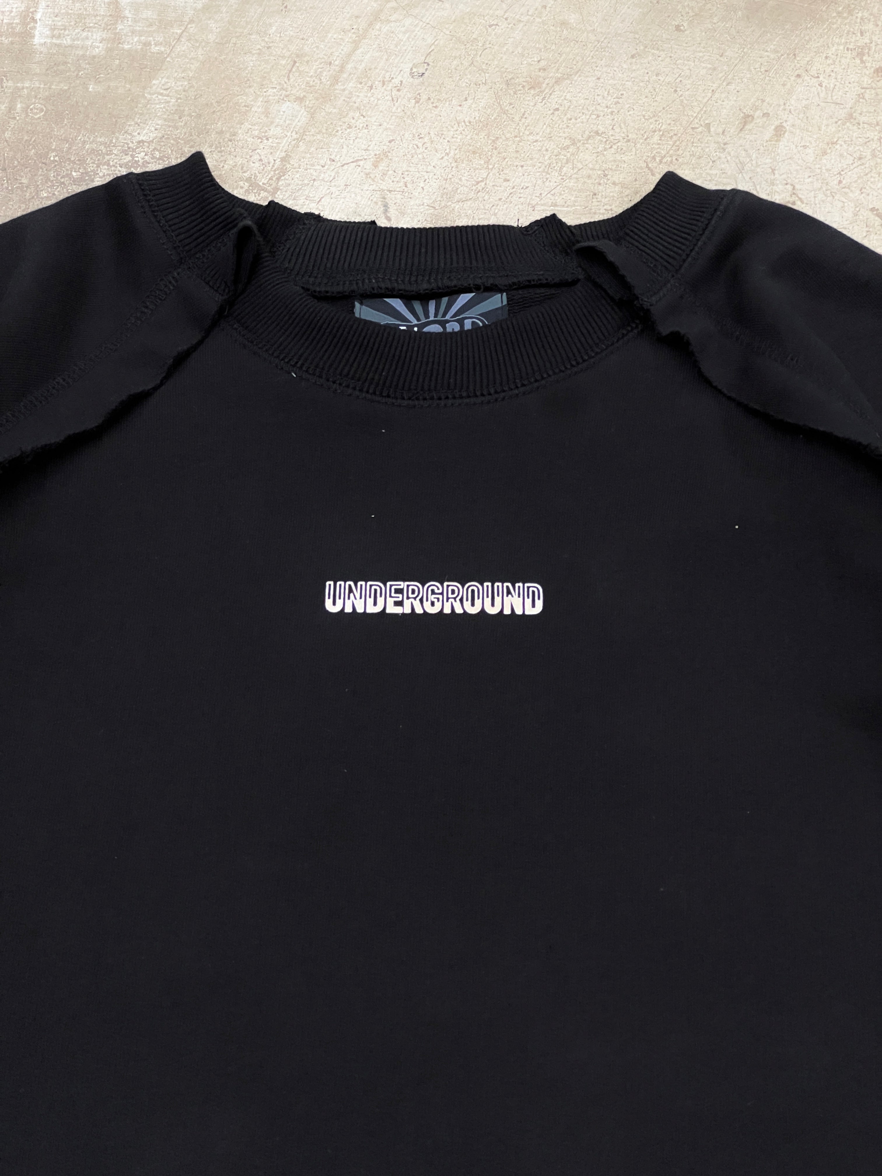 UG SWEATSHIRT (BLACK)
