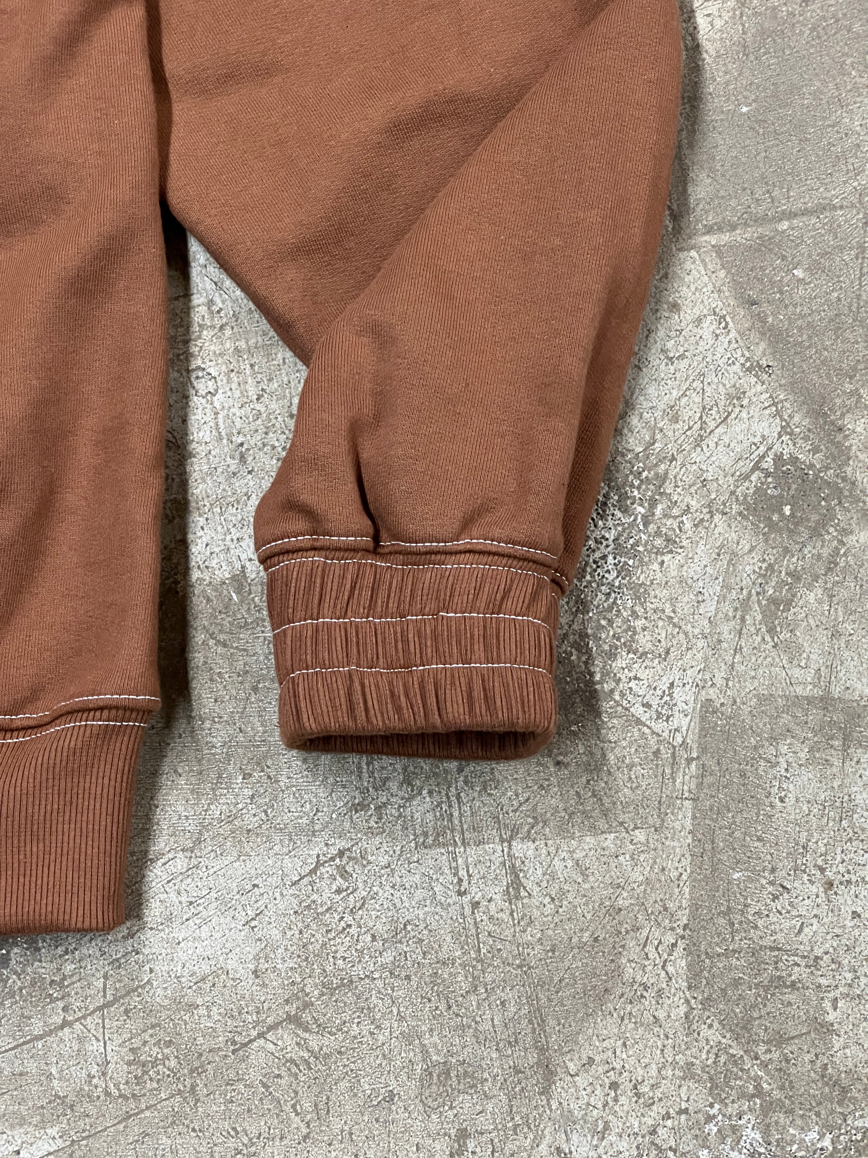 CONTRAST STITCH SWEATSHIRT (MUDDY BROWN)