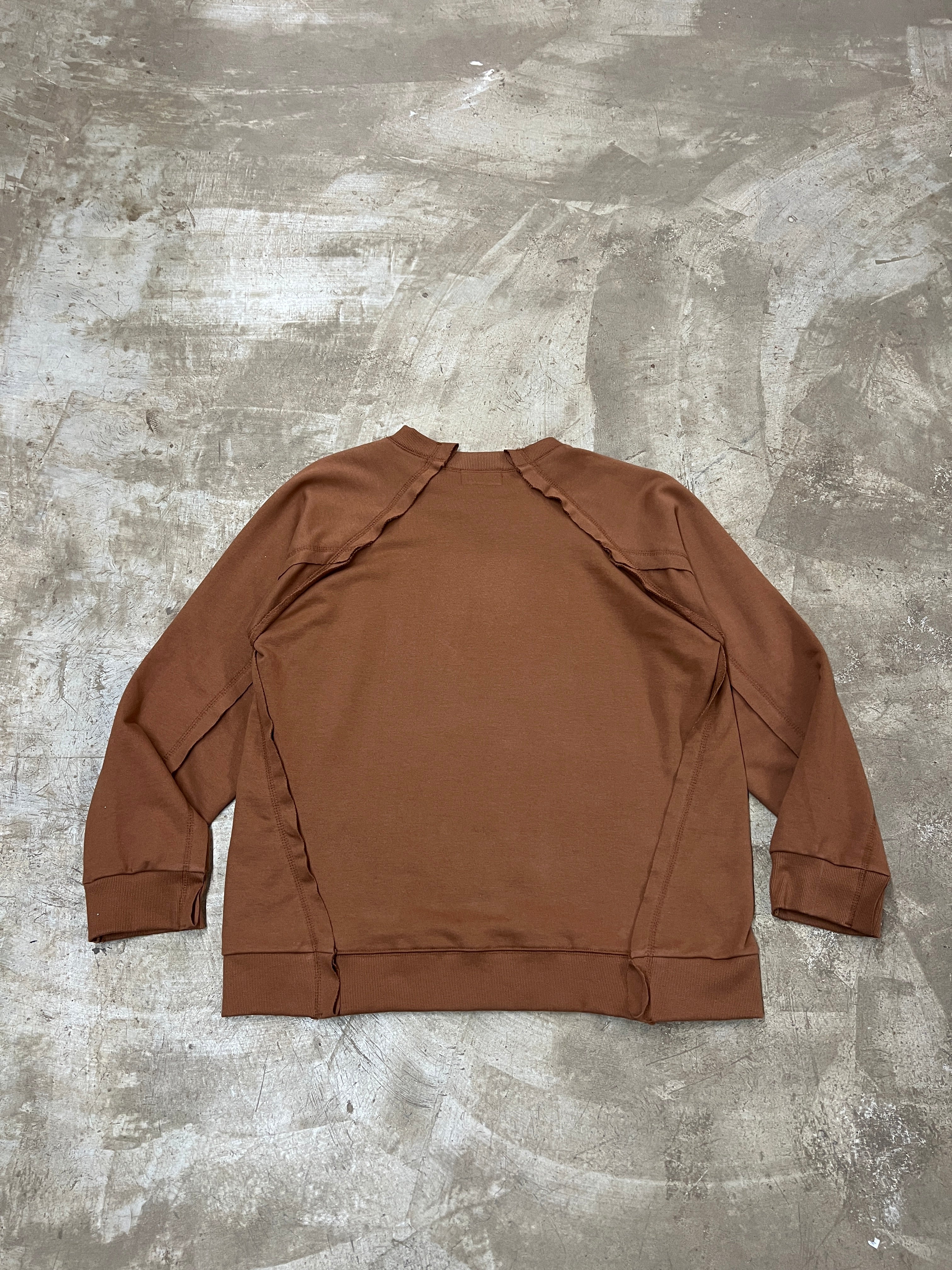UG SWEATSHIRT (MUDDY BROWN)