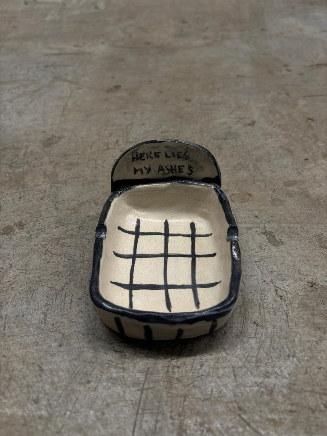 ASH-TRAY