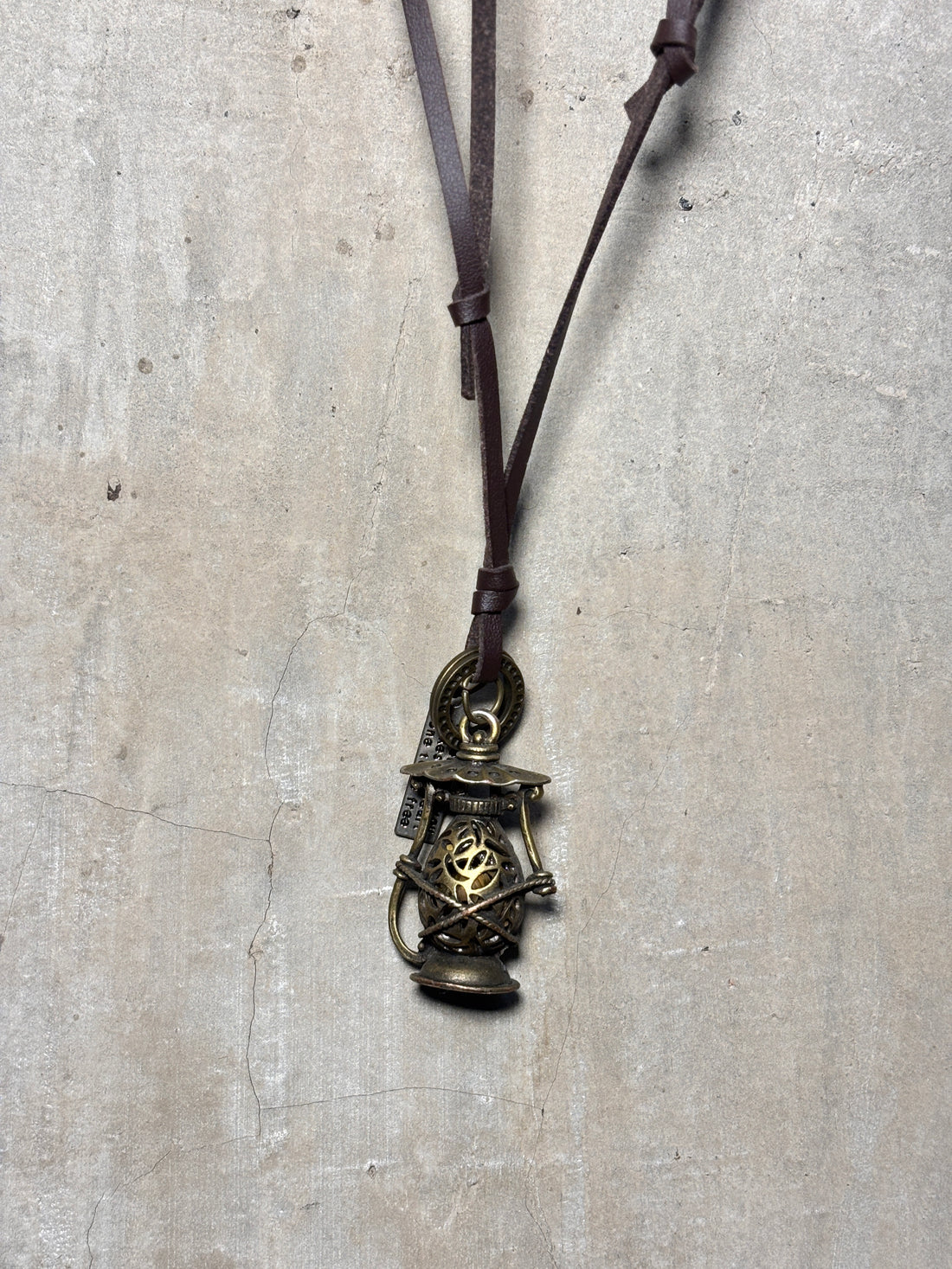 Lantern Chain