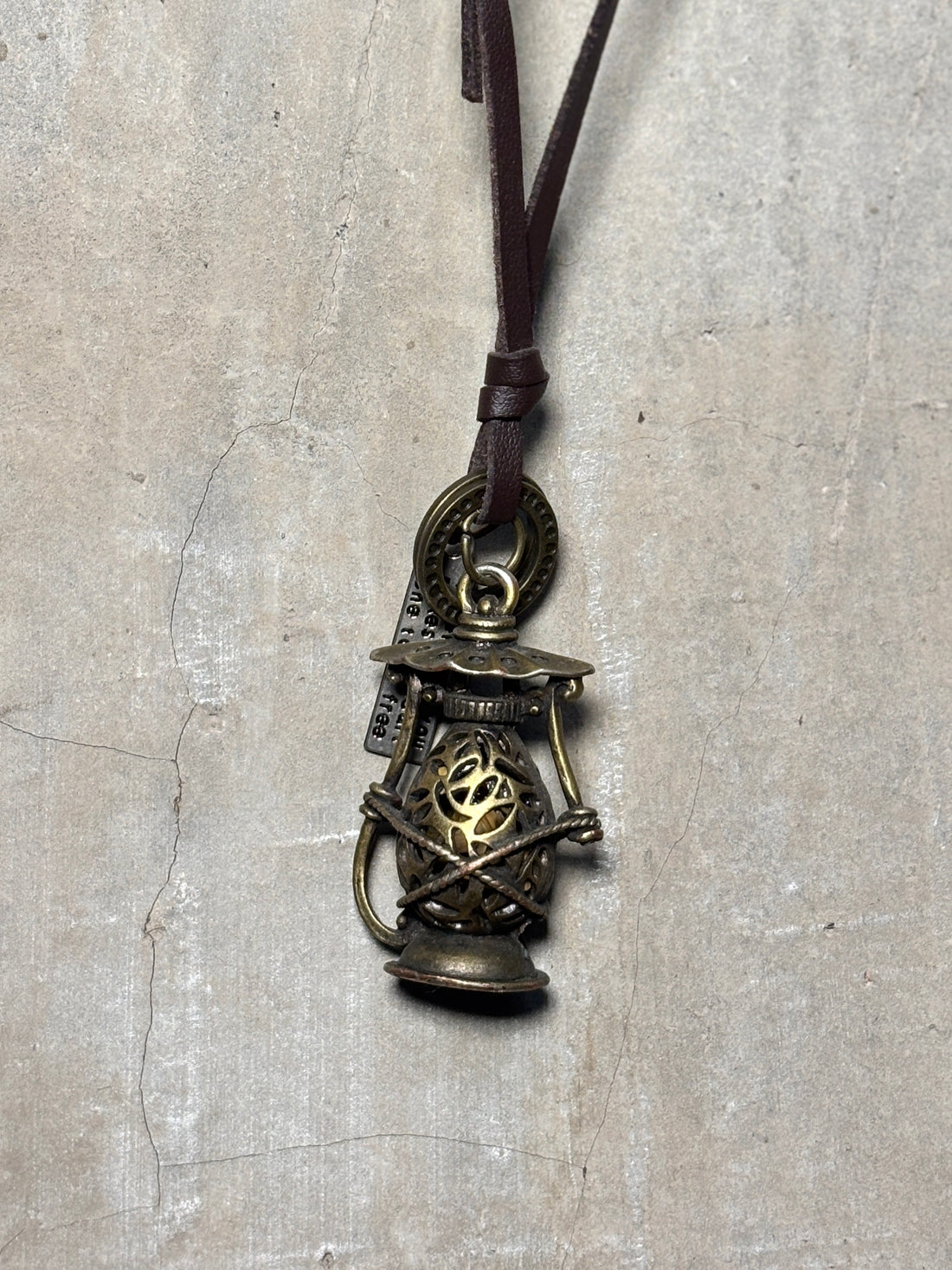 Lantern Chain