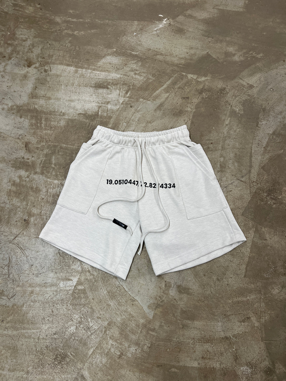 UG COORD SHORTS (BEIGE)