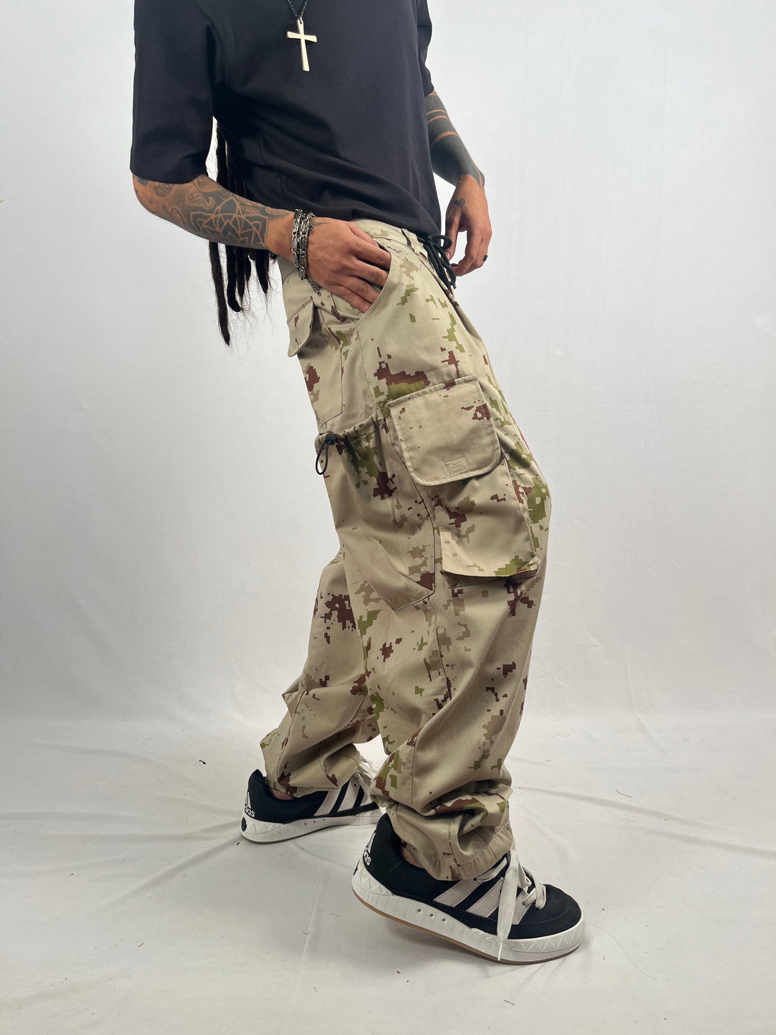 CamoTal Cargo Pants - Beige